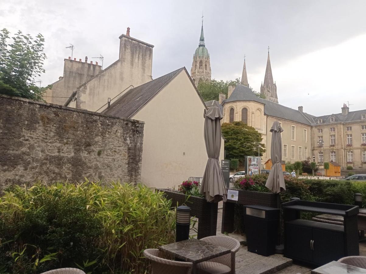 Logis Proche Des Plages Du Debarquement Vaucelles 外观 照片