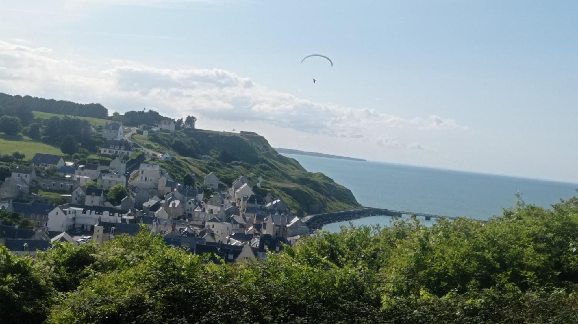 Logis Proche Des Plages Du Debarquement Vaucelles 外观 照片